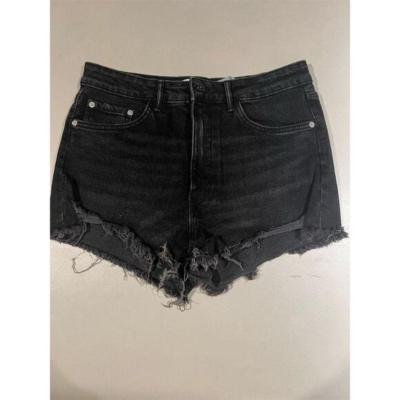Zara Pants - Zara Cut-Off Denim Shorts